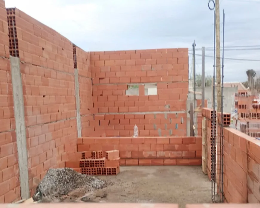 Construcción por Etapas Neuquén - Muros de ladrillo interior - Falcone Construcciones
